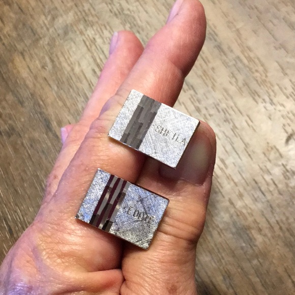 5 Sets of Cuff Links - Picture 4 of 5